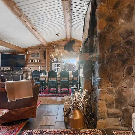 Horská chata Th587- Premium Ski-in Out In Trysil With Jacuzzi, Sauna 4 Bathrooms *