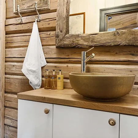 Th587- Premium Ski-in Out In Trysil With Jacuzzi, Sauna 4 Bathrooms *